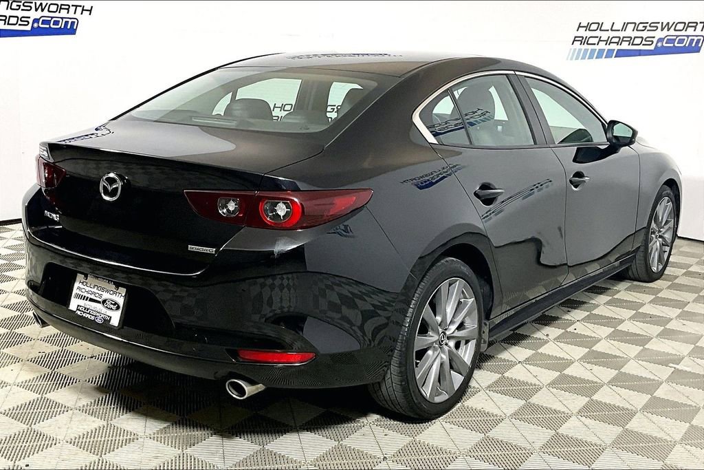 Used 2025 MAZDA MAZDA3 s FWD image 9