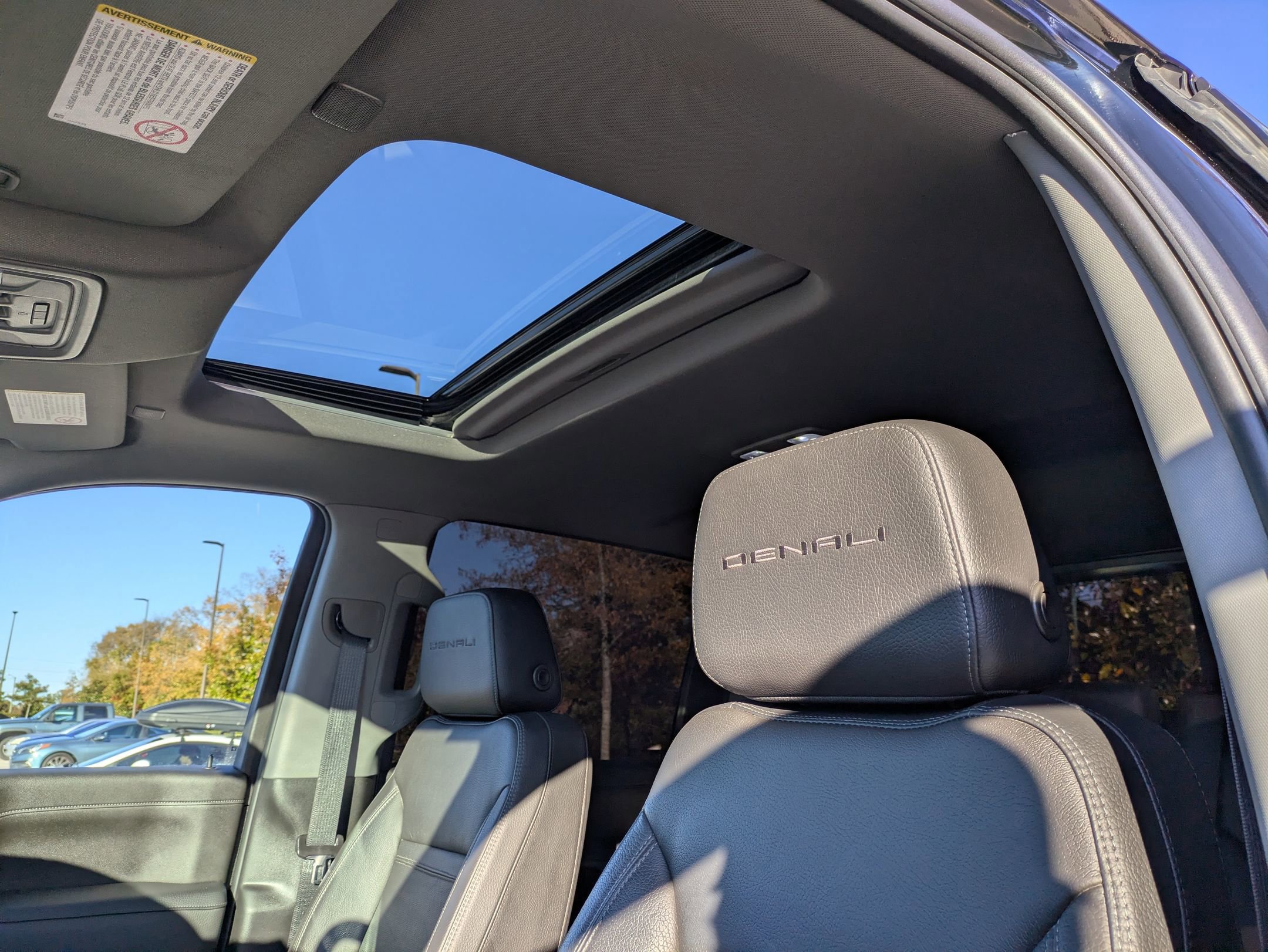 Used 2022 GMC Sierra 3500 Denali w/ Denali Ultimate Package image 28