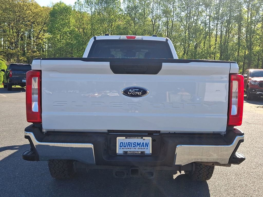 Certified 2024 Ford F350 XLT w/ FX4 Off-Road Package AWD/4WD image 5