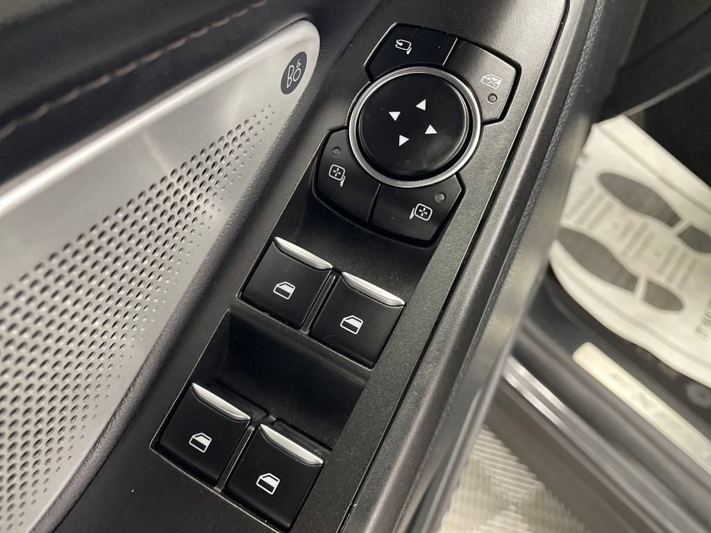 Certified 2020 Ford Explorer Platinum w/ Premium Technology Package AWD/4WD image 18