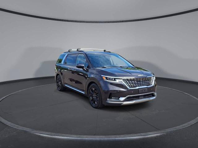 Used 2022 Kia Carnival SX Prestige FWD image 2