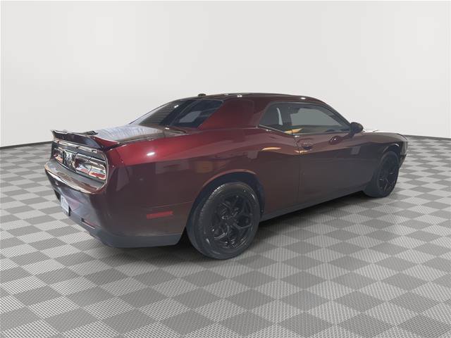 Used 2019 Dodge Challenger SXT RWD image 7