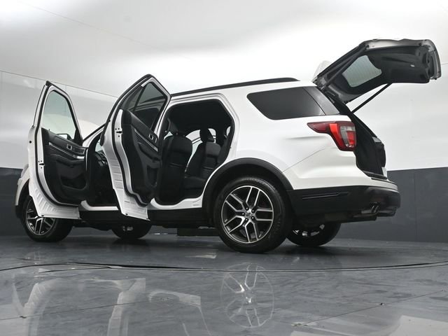 Certified 2018 Ford Explorer Sport AWD/4WD image 58
