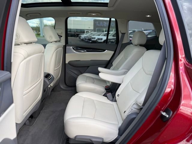Used 2023 Cadillac XT6 Premium Luxury FWD image 18