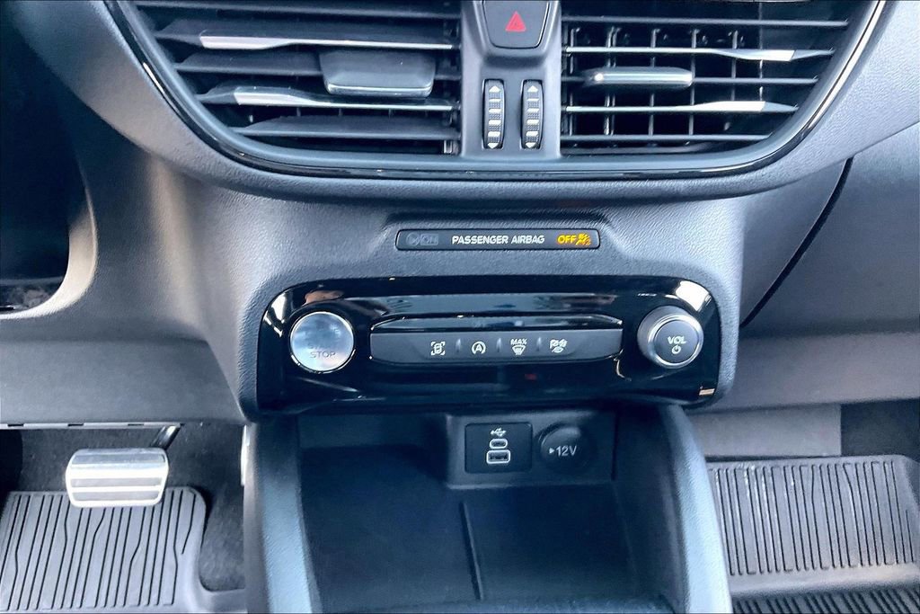 Certified 2024 Ford Escape ST-Line w/ Tech Pack #1 image 32