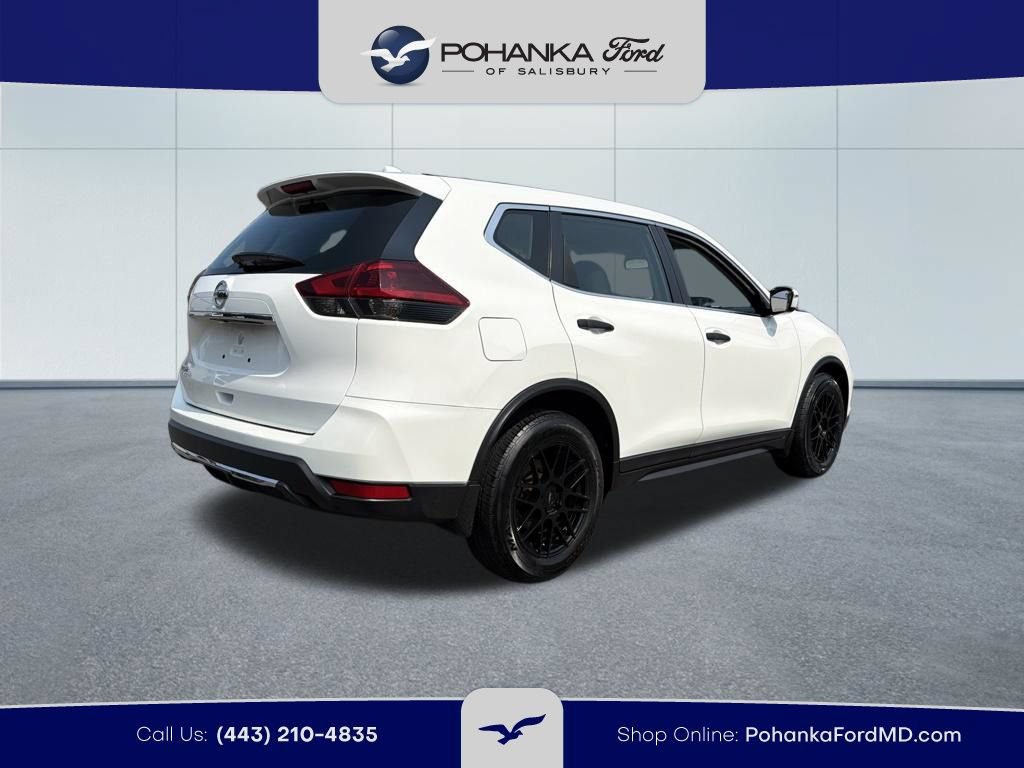 Used 2018 Nissan Rogue SV FWD image 5
