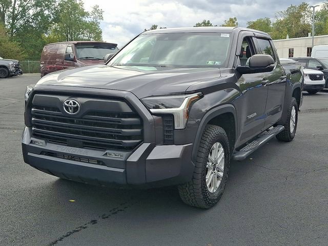 Used 2023 Toyota Tundra SR5 w/ SR5 Premium Package image 4