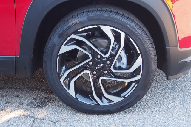 Used 2026 Chevrolet TrailBlazer RS FWD image 9