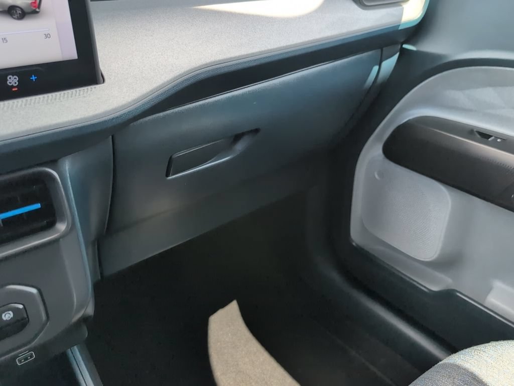 Certified 2026 Ford Maverick XLT AWD/4WD image 19