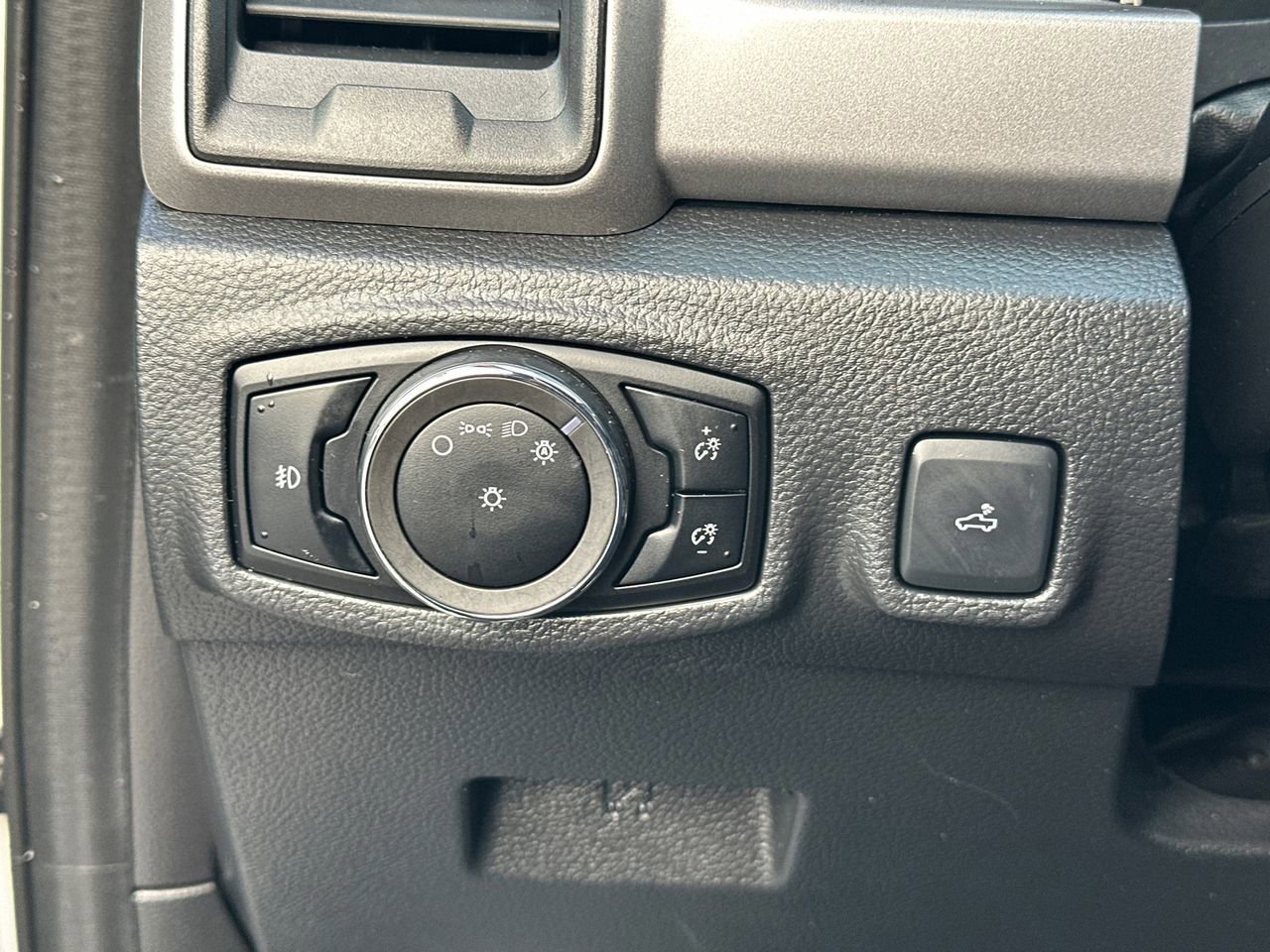 Certified 2023 Ford Ranger XL w/ Equipment Group 101A High image 33