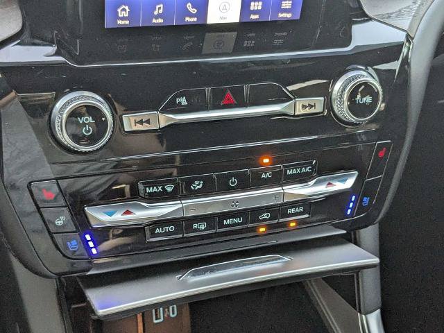 Certified 2024 Ford Explorer Platinum w/ Technology Package AWD/4WD image 24