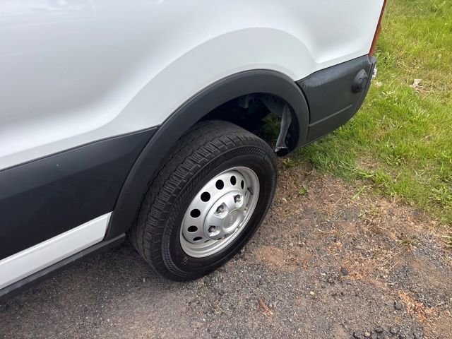 Certified 2024 Ford Transit 250 148 Medium Roof Extended AWD image 6