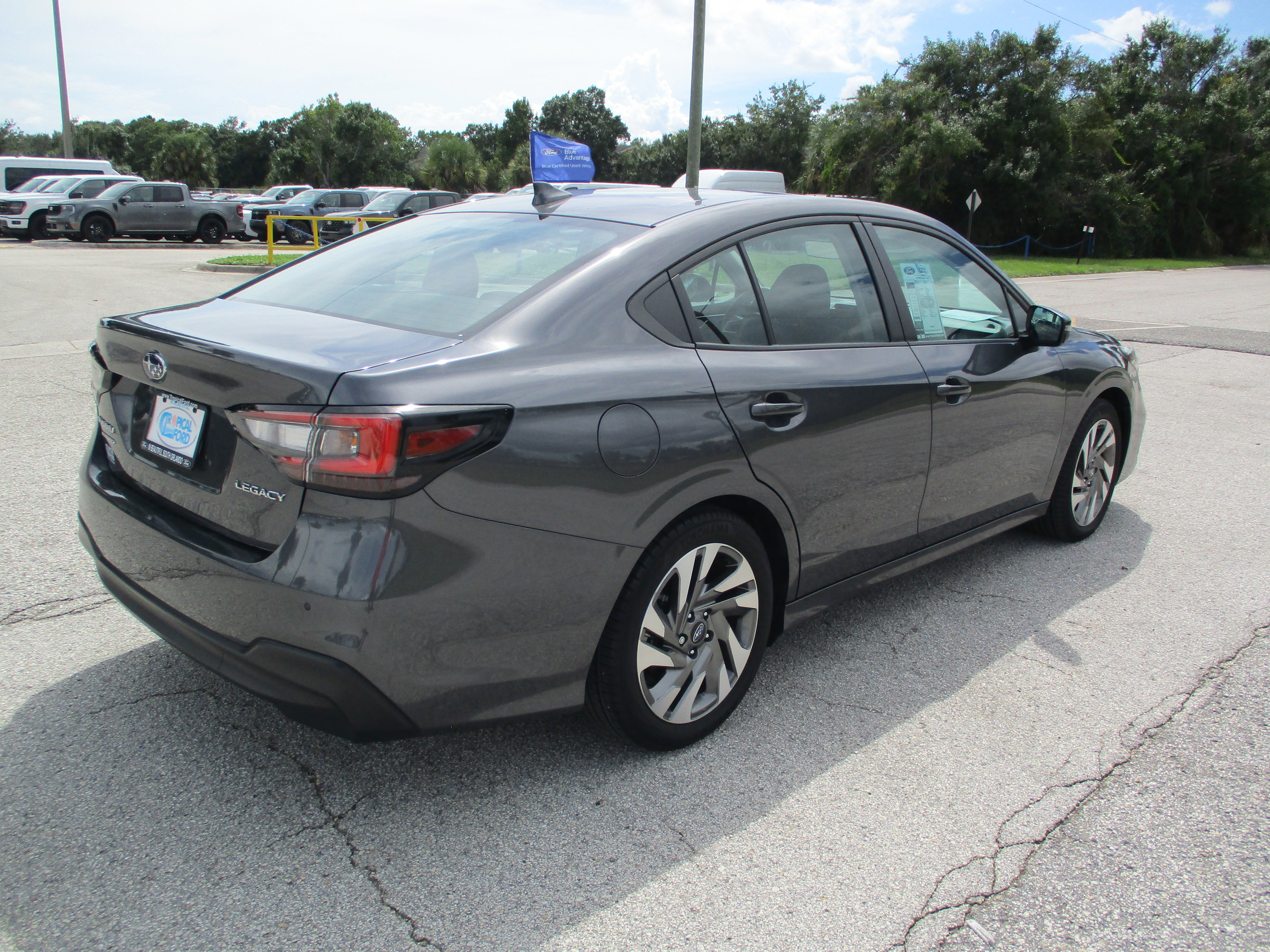 Used 2024 Subaru Legacy Limited image 5