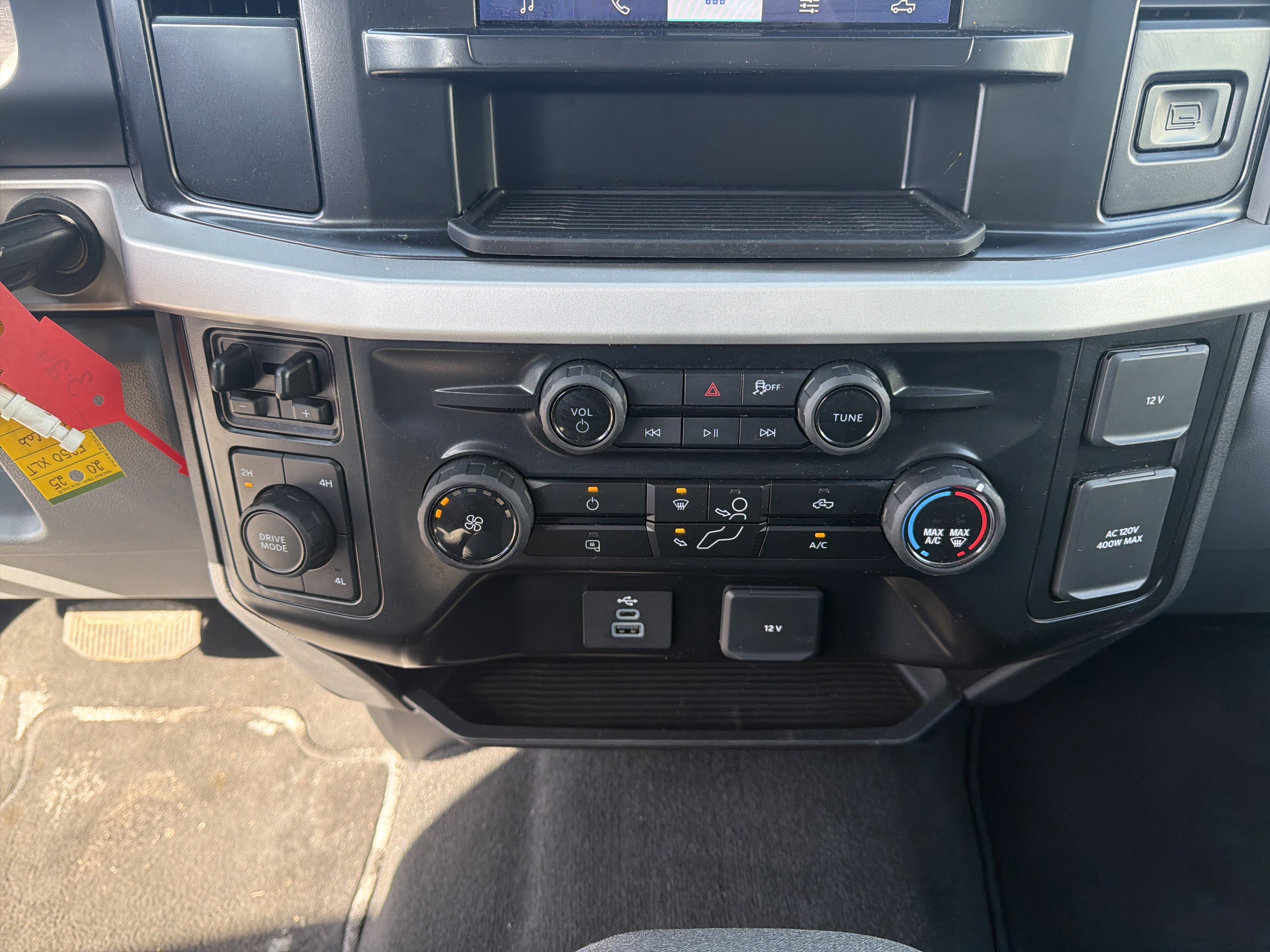 Certified 2025 Ford F250 XLT AWD/4WD image 38