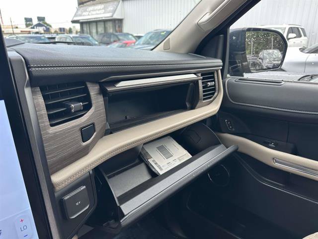 Certified 2023 Ford Expedition Limited AWD/4WD image 15