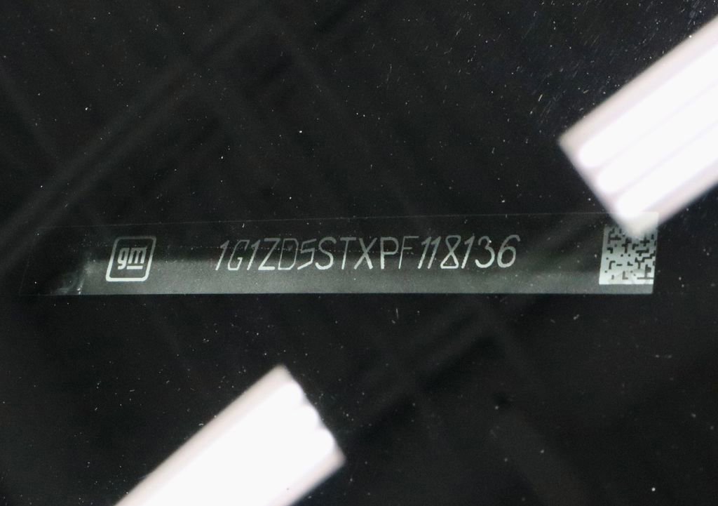 Used 2023 Chevrolet Malibu LT image 35