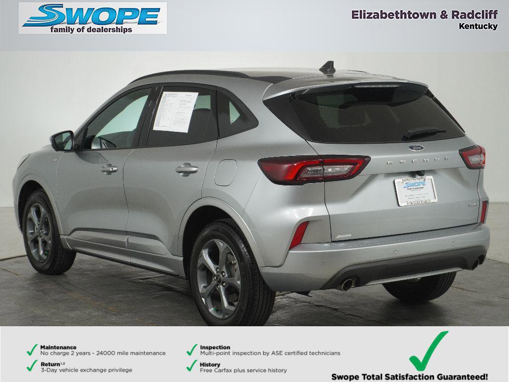 Certified 2023 Ford Escape ST-Line Select w/ Tech Pack #2 image 3
