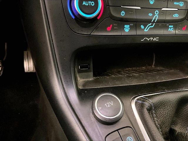 Certified 2017 Ford Focus RS AWD/4WD image 31