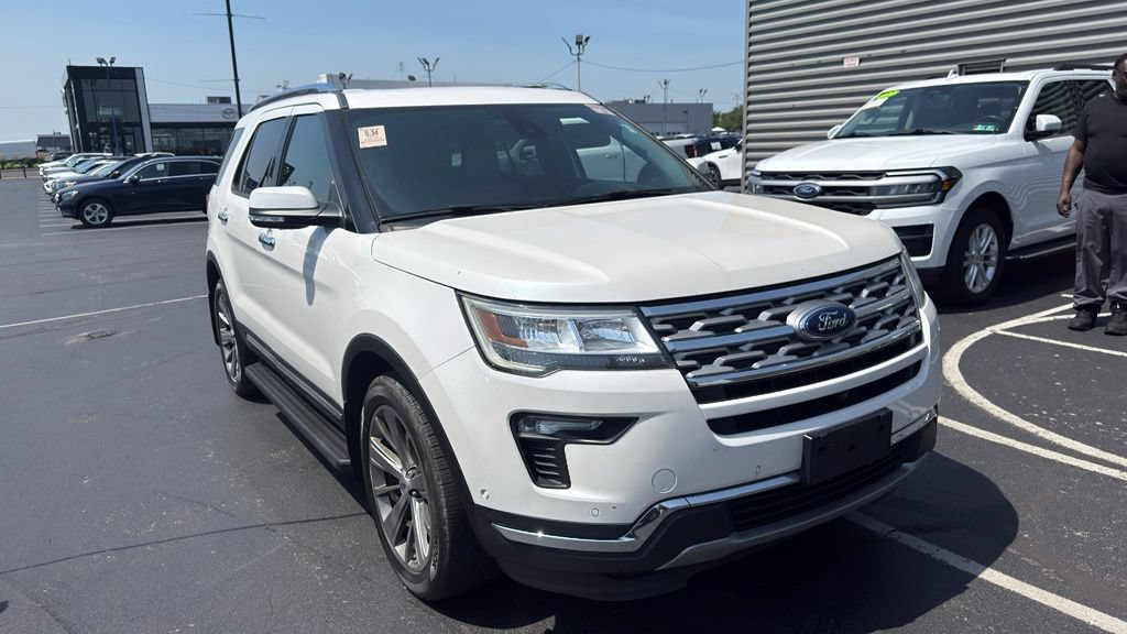 Certified 2018 Ford Explorer Limited w/ Equipment Group 301A AWD/4WD image 4