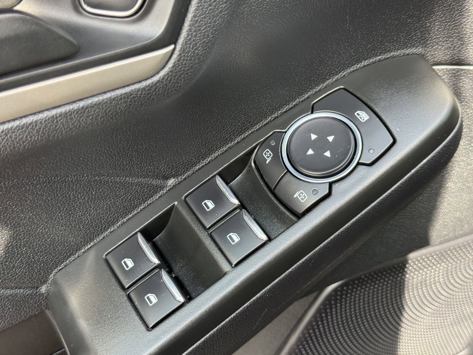 Certified 2022 Ford Escape SE FWD image 18