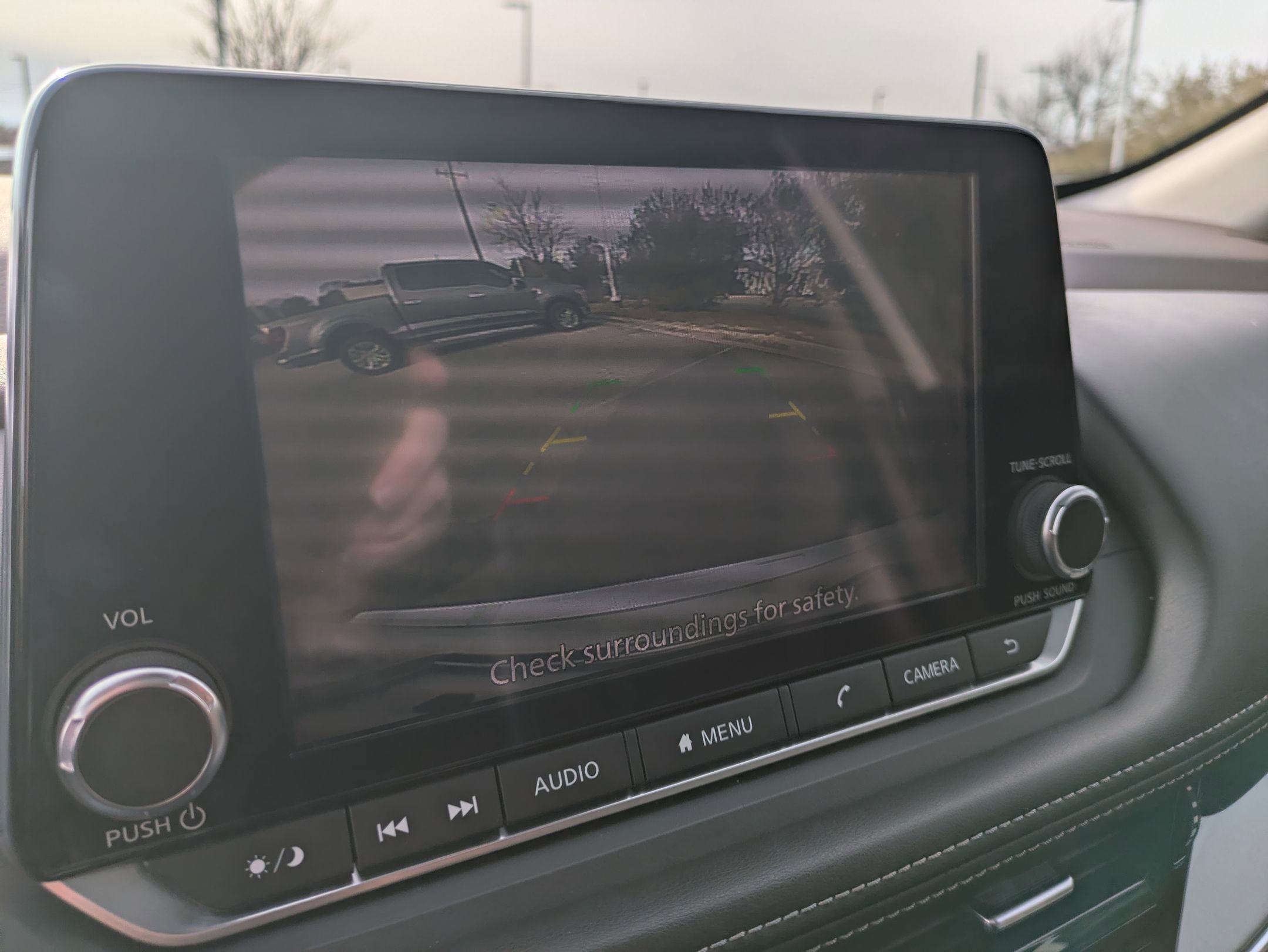 Used 2022 Nissan Rogue SV w/ SV Premium Package image 23