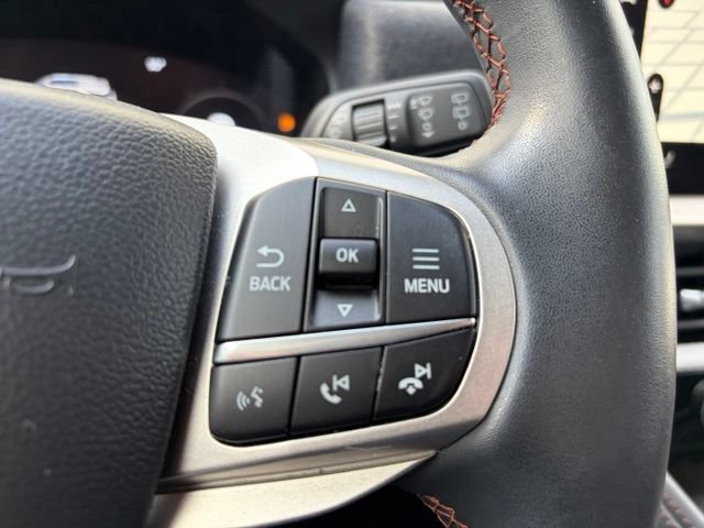 Certified 2025 Ford Explorer Active RWD image 21