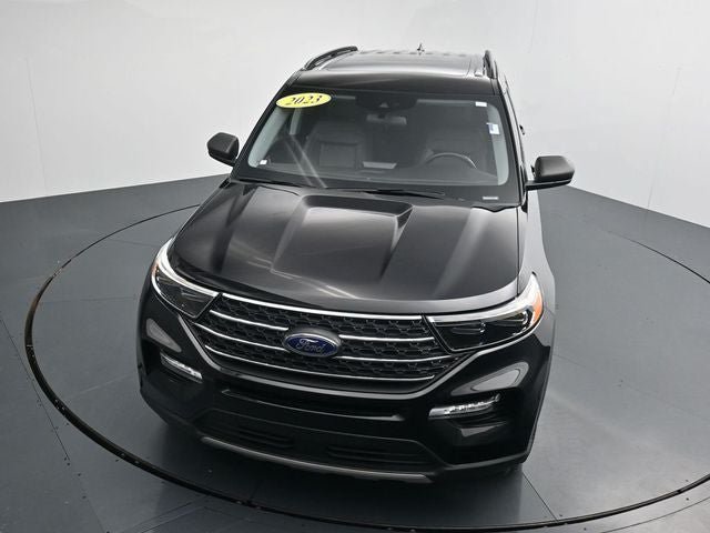 Certified 2023 Ford Explorer XLT w/ Equipment Group 202A AWD/4WD image 23