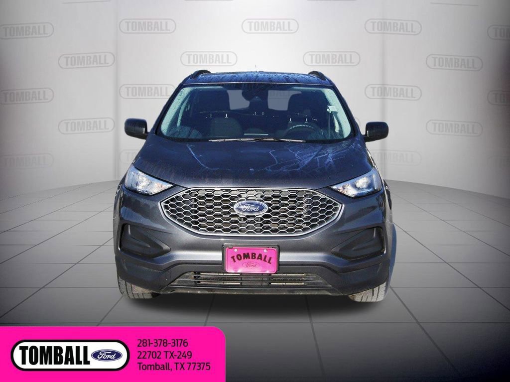 Certified 2024 Ford Edge SE image 8