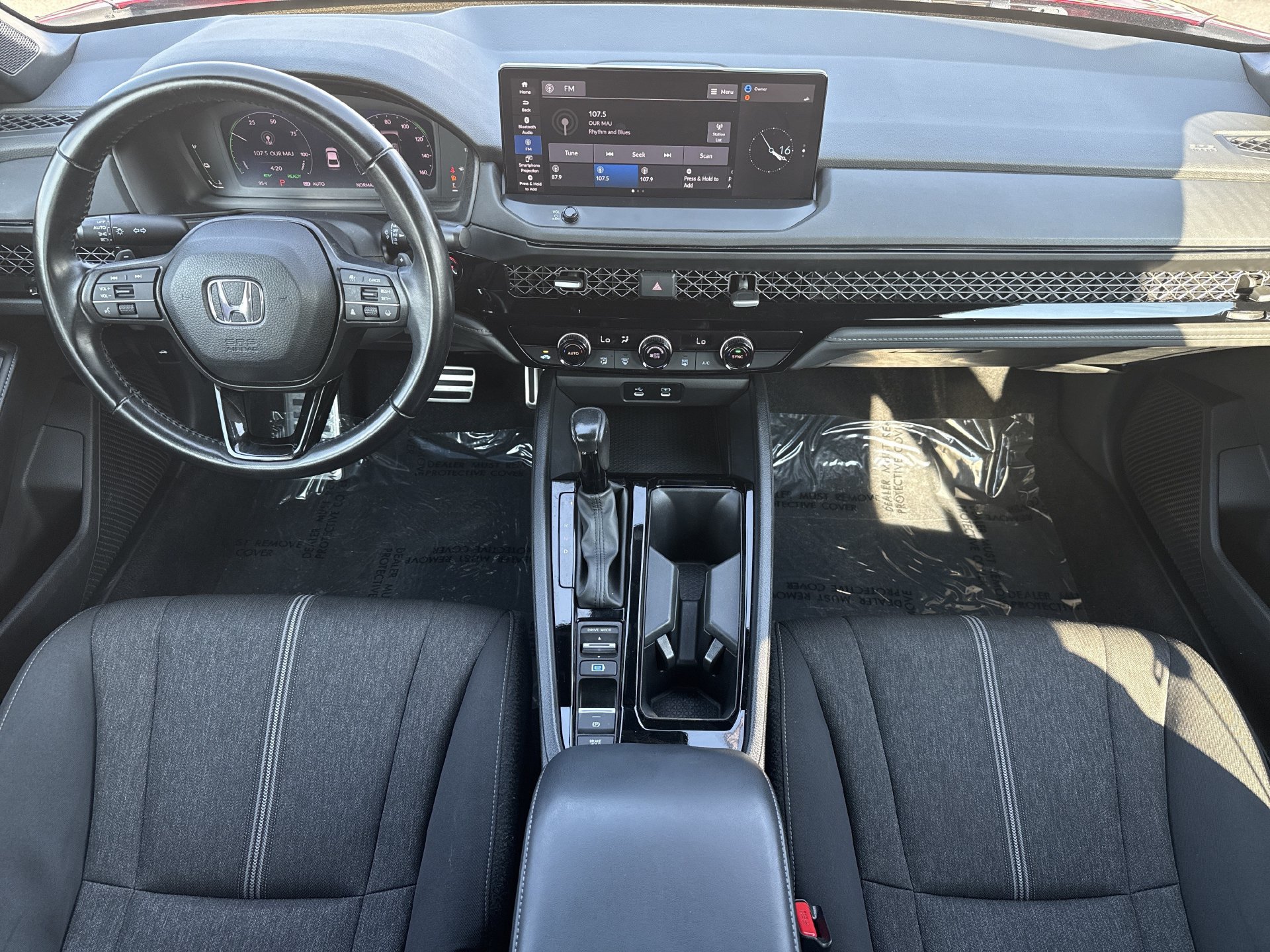 Used 2023 Honda Accord Sport image 2