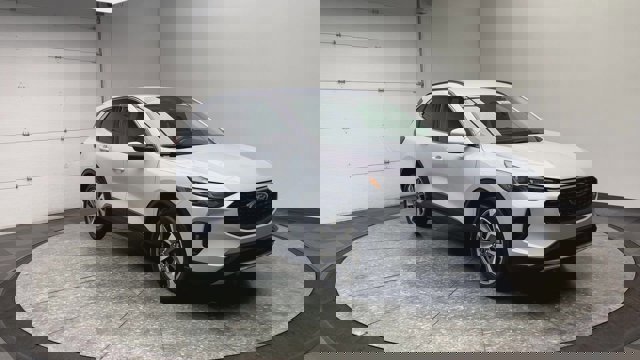 Certified 2025 Ford Escape Platinum image 9