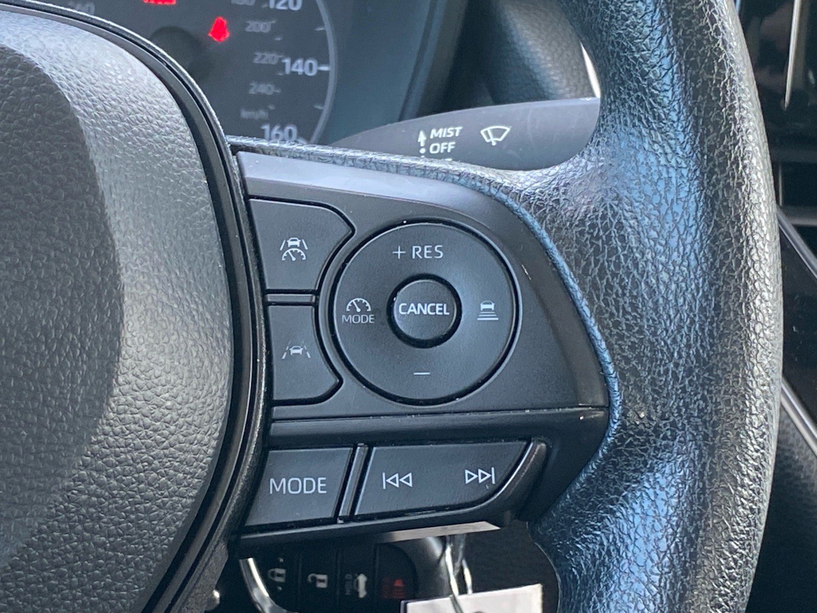 Used 2024 Toyota Corolla LE FWD image 8