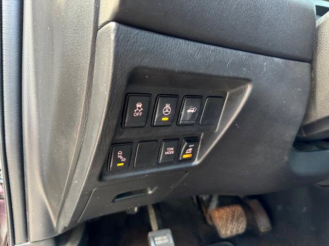 Used 2020 Nissan Pathfinder SL image 21