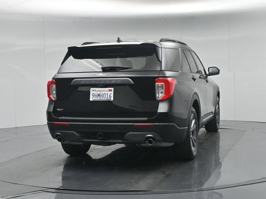 Certified 2023 Ford Explorer XLT w/ Equipment Group 202A RWD image 59