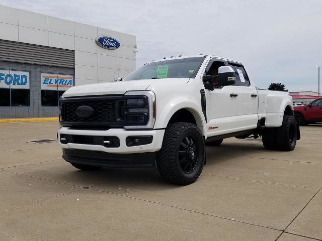 Certified 2024 Ford F450 Platinum w/ FX4 Off-Road Package AWD/4WD image 7