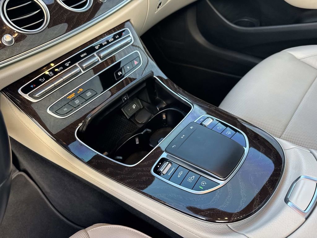 Used 2021 Mercedes-Benz E 350 E 350 image 26
