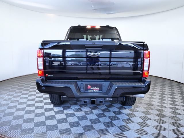 Certified 2022 Ford F250 XLT w/ Black Appearance Package AWD/4WD image 5