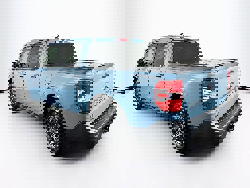 Certified 2022 Ford Maverick XLT w/ XLT Luxury Package image 3