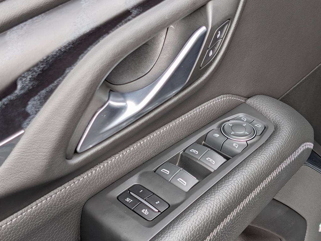 Used 2022 GMC Yukon Denali AWD/4WD image 27