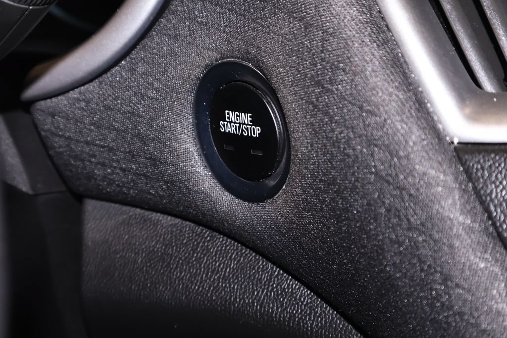 Used 2022 Chevrolet Malibu RS FWD image 26