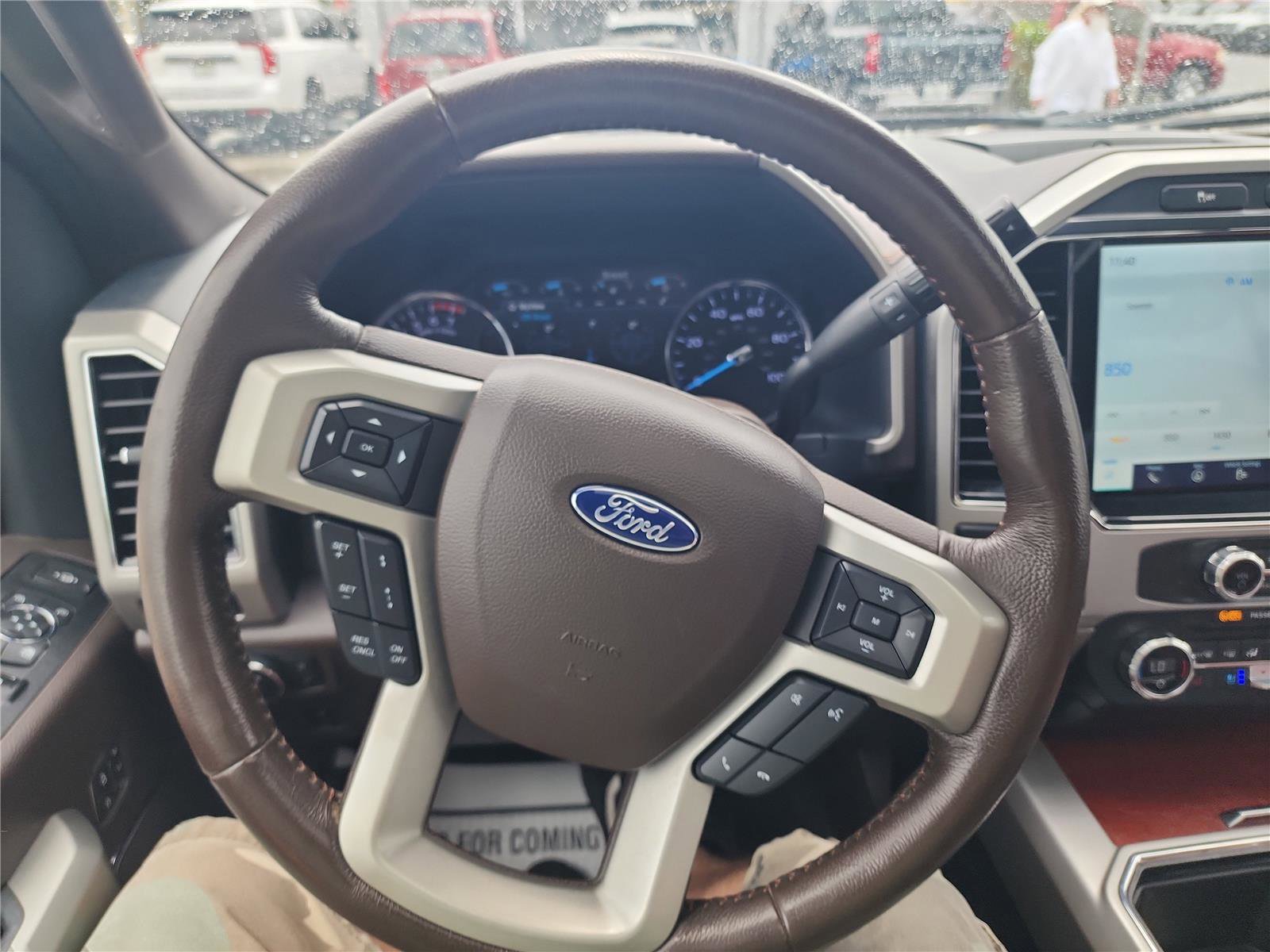 Certified 2022 Ford F250 King Ranch w/ King Ranch Ultimate Package AWD/4WD image 31