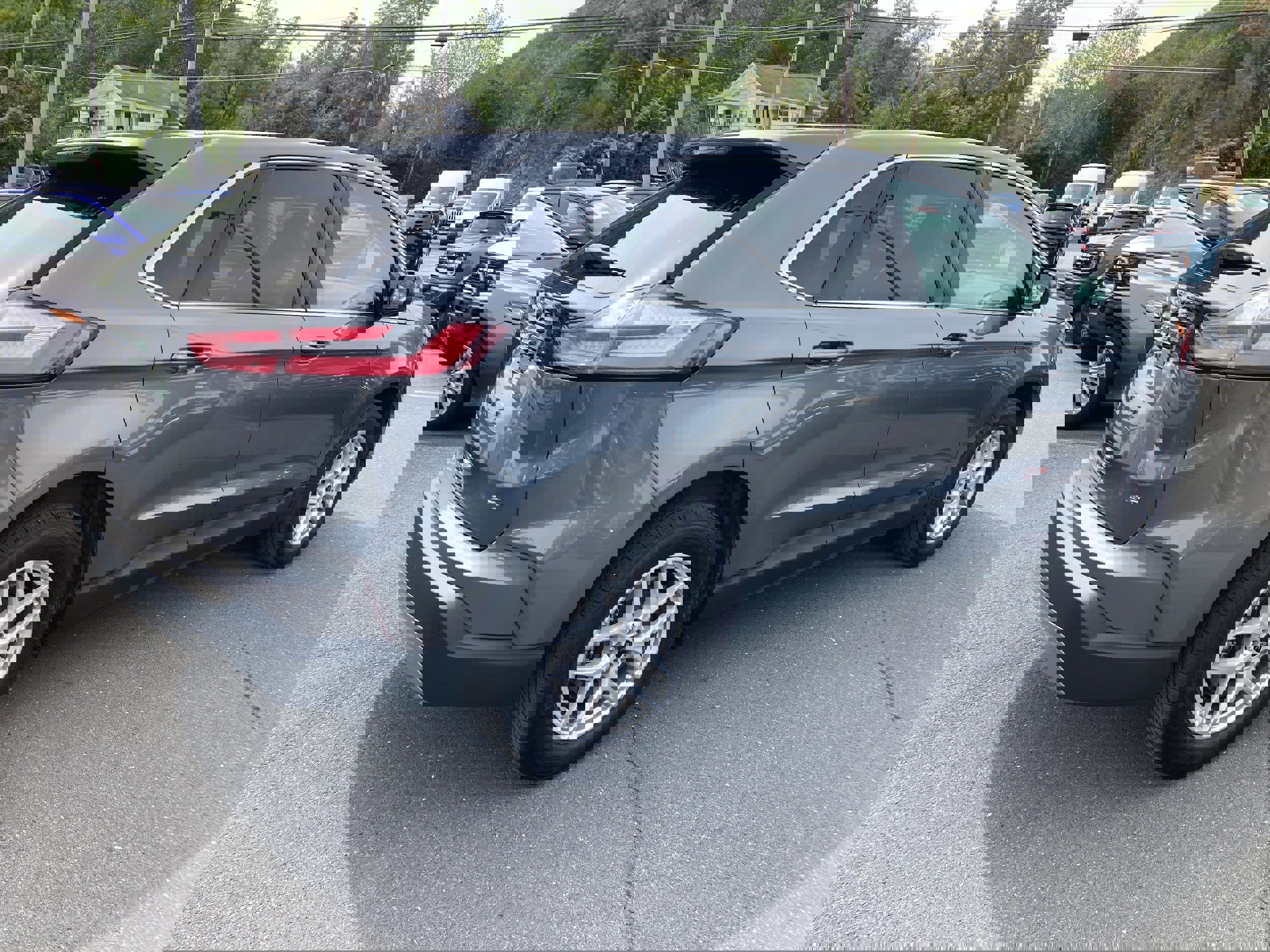 Certified 2023 Ford Edge SEL w/ Convenience Package image 5