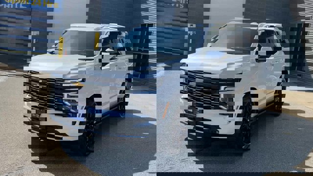 Used 2025 Chevrolet Tahoe High Country image 5