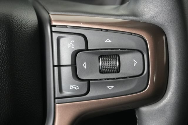 Used 2024 Chevrolet Tahoe High Country AWD/4WD image 17