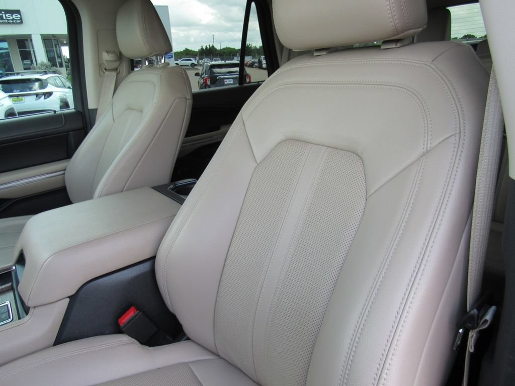 Certified 2023 Ford Expedition Limited AWD/4WD image 16