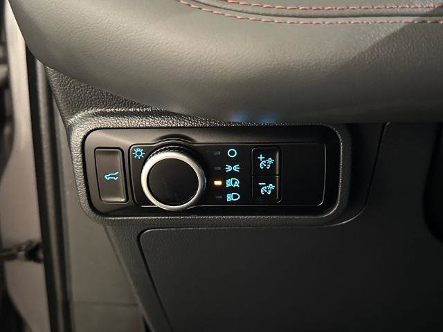 Certified 2025 Ford Explorer Active image 18