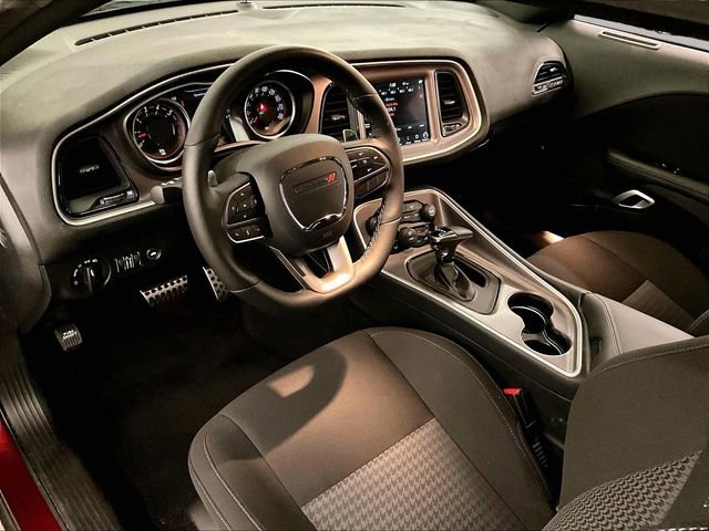 Used 2022 Dodge Challenger R/T Scat Pack RWD image 12