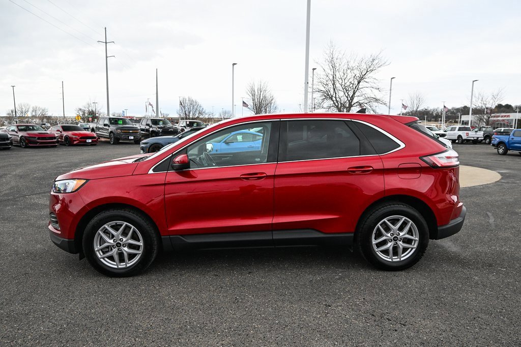 Certified 2024 Ford Edge SEL w/ Convenience Package image 5