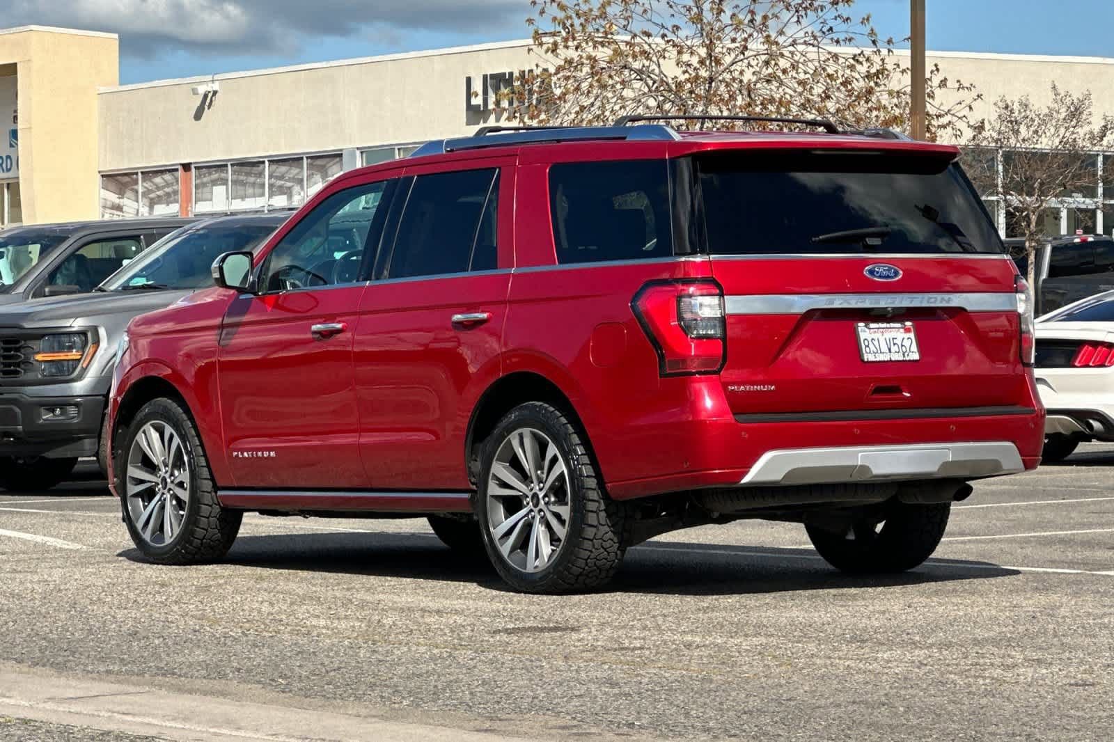 Certified 2020 Ford Expedition Platinum image 3