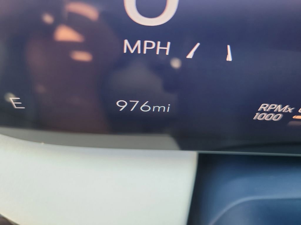 Used 2026 Buick Enclave Avenir w/ Super Cruise Package FWD image 32