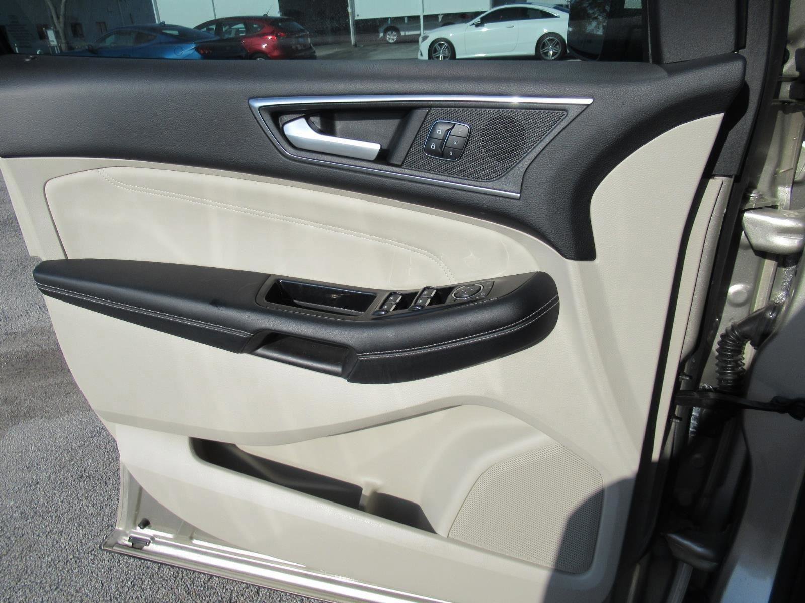 Certified 2017 Ford Edge Titanium w/ Equipment Group 301A image 19